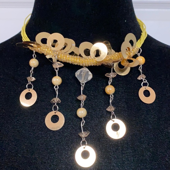 Costume jewelry yellow & gold dangling necklace with matching earrings - Picture 6 of 8